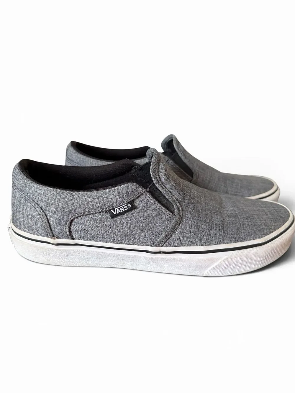 Vans Slip-On Casual Sneakers in Gray M7.5W9